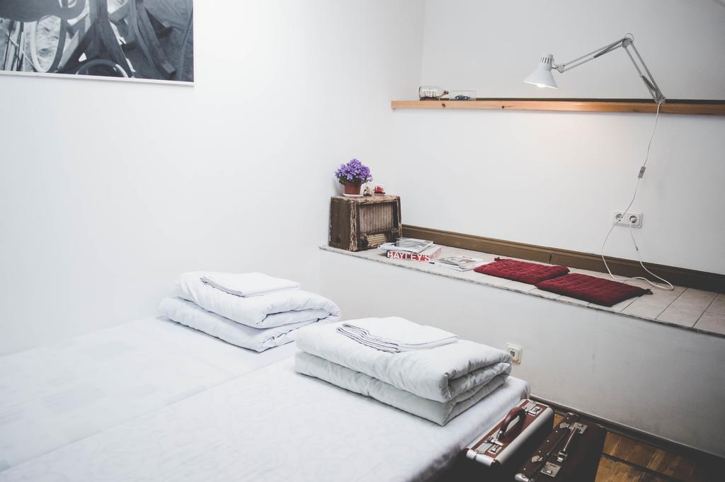 Hostel Jamaika Vilnius Szoba fotó